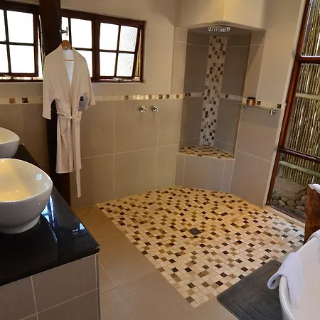 Amakhosi Safari Lodge & Spa Magudu Exterior photo