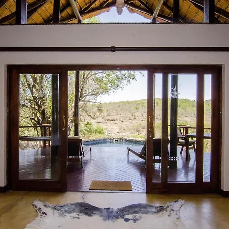 Amakhosi Safari Lodge & Spa Magudu Exterior photo
