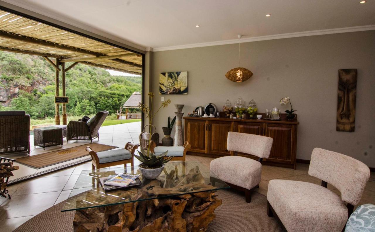 Amakhosi Safari & * Magudu