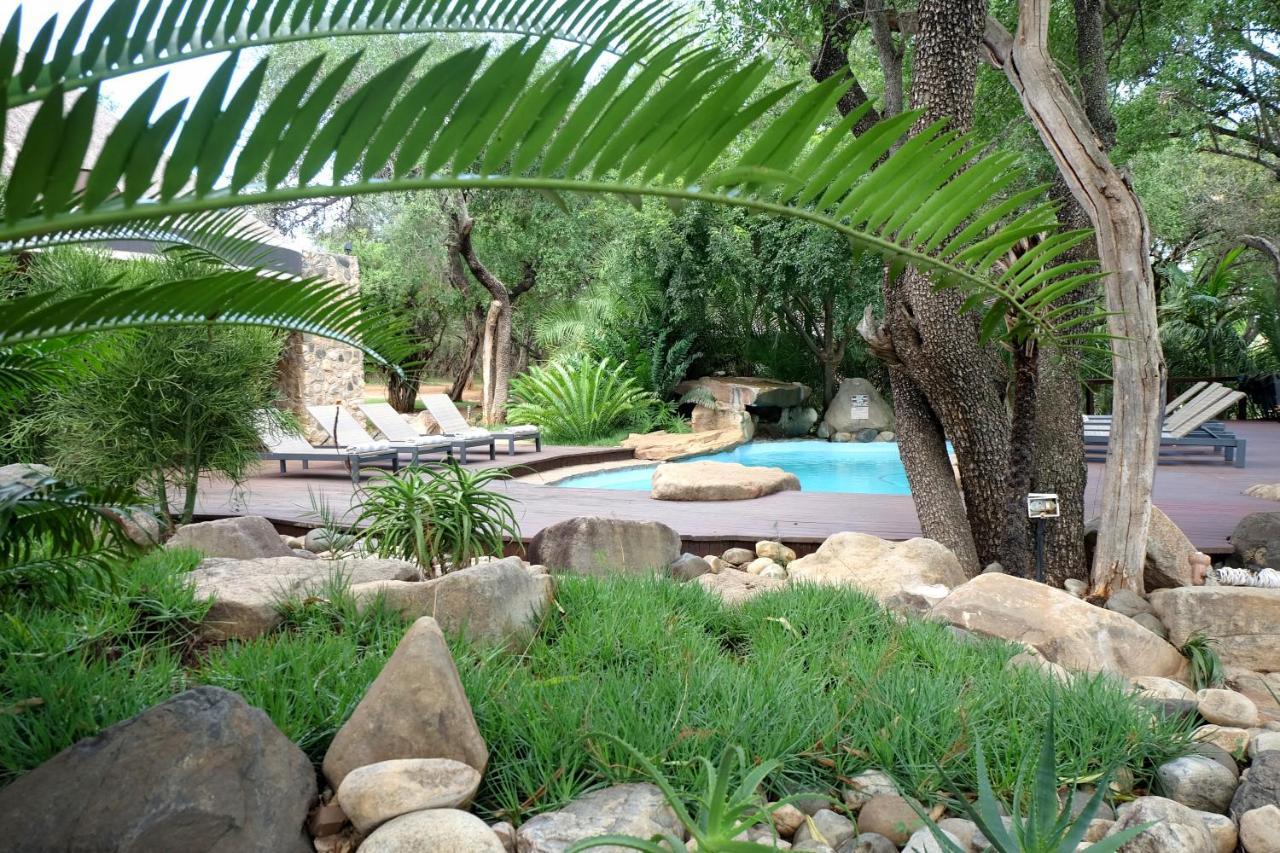 Amakhosi Safari & * Magudu
