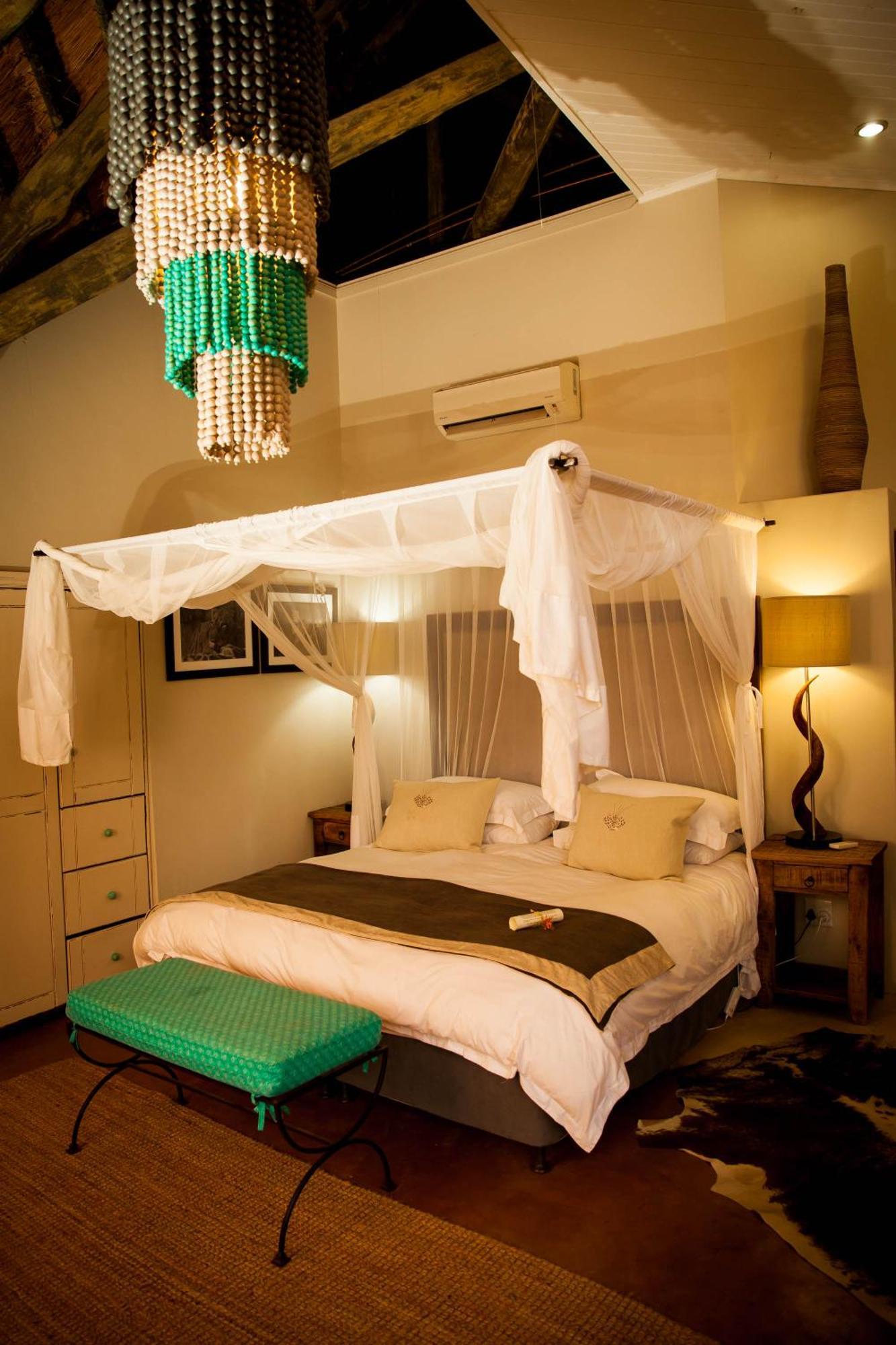 Lodge Amakhosi Safari & Magudu
