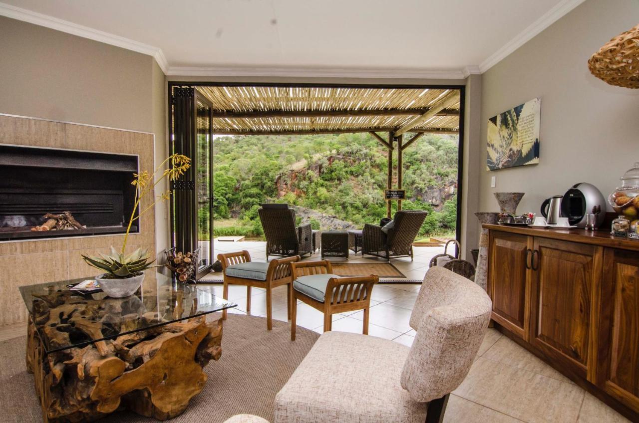 Amakhosi Safari & Lodge
